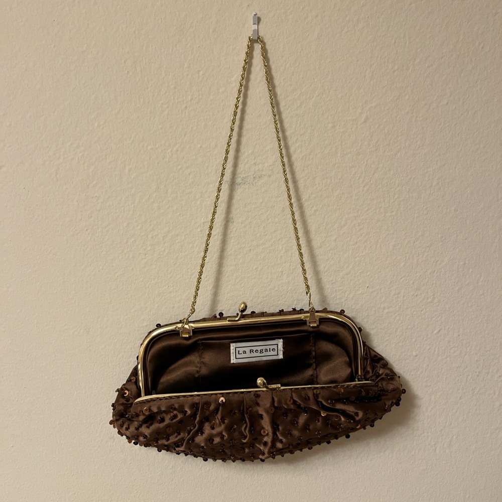 La Regale Gold Chain Brown Clutch